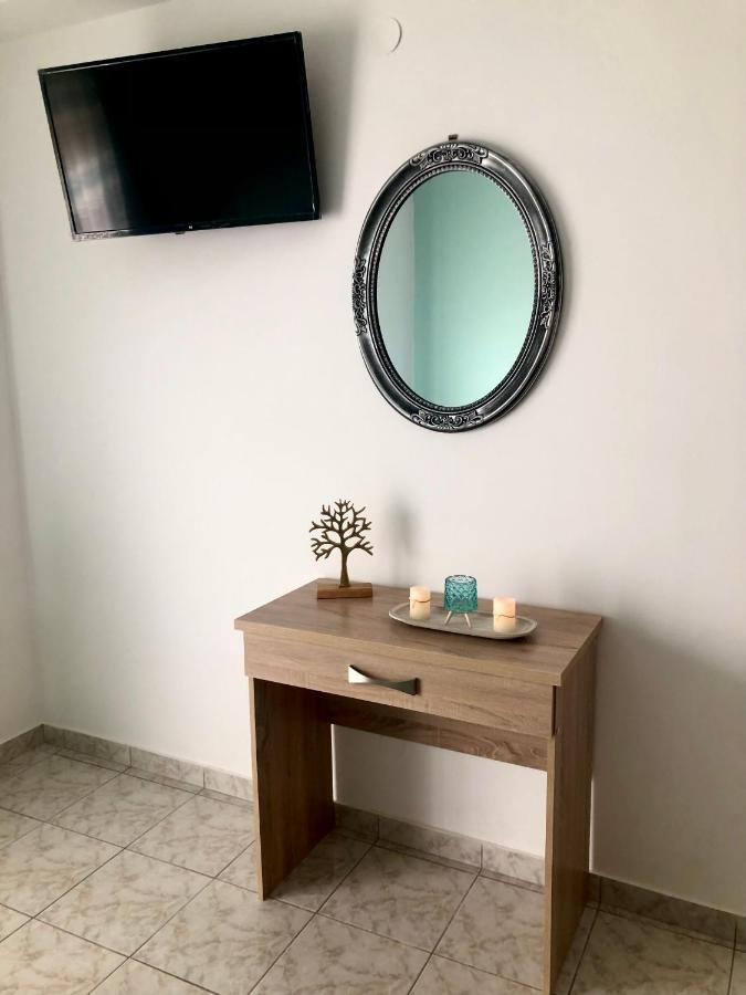 Armonia Apartments อาร์คานเยโลส ภายนอก รูปภาพ